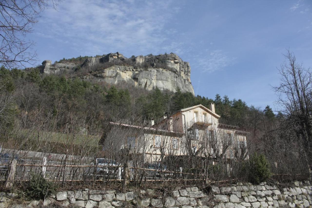 Charmant appartement au cœur des grès d Annot Esterno foto