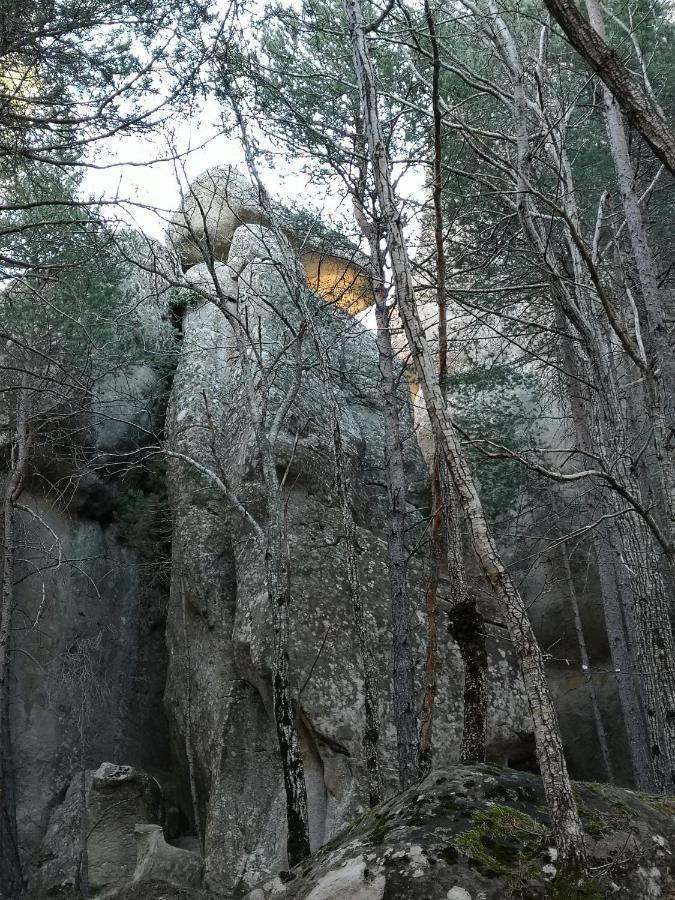 Charmant appartement au cœur des grès d Annot Esterno foto