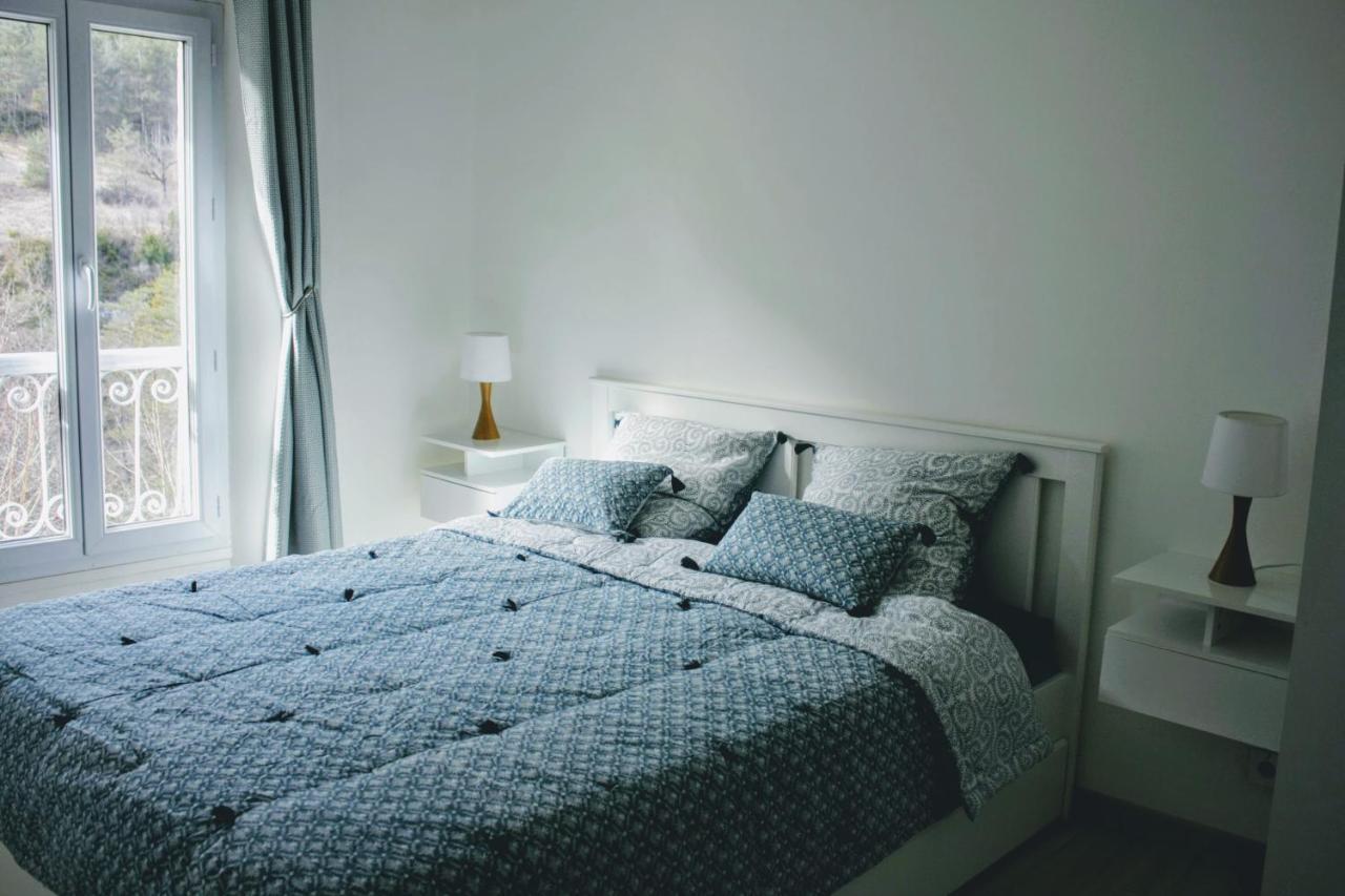 Charmant appartement au cœur des grès d Annot Esterno foto